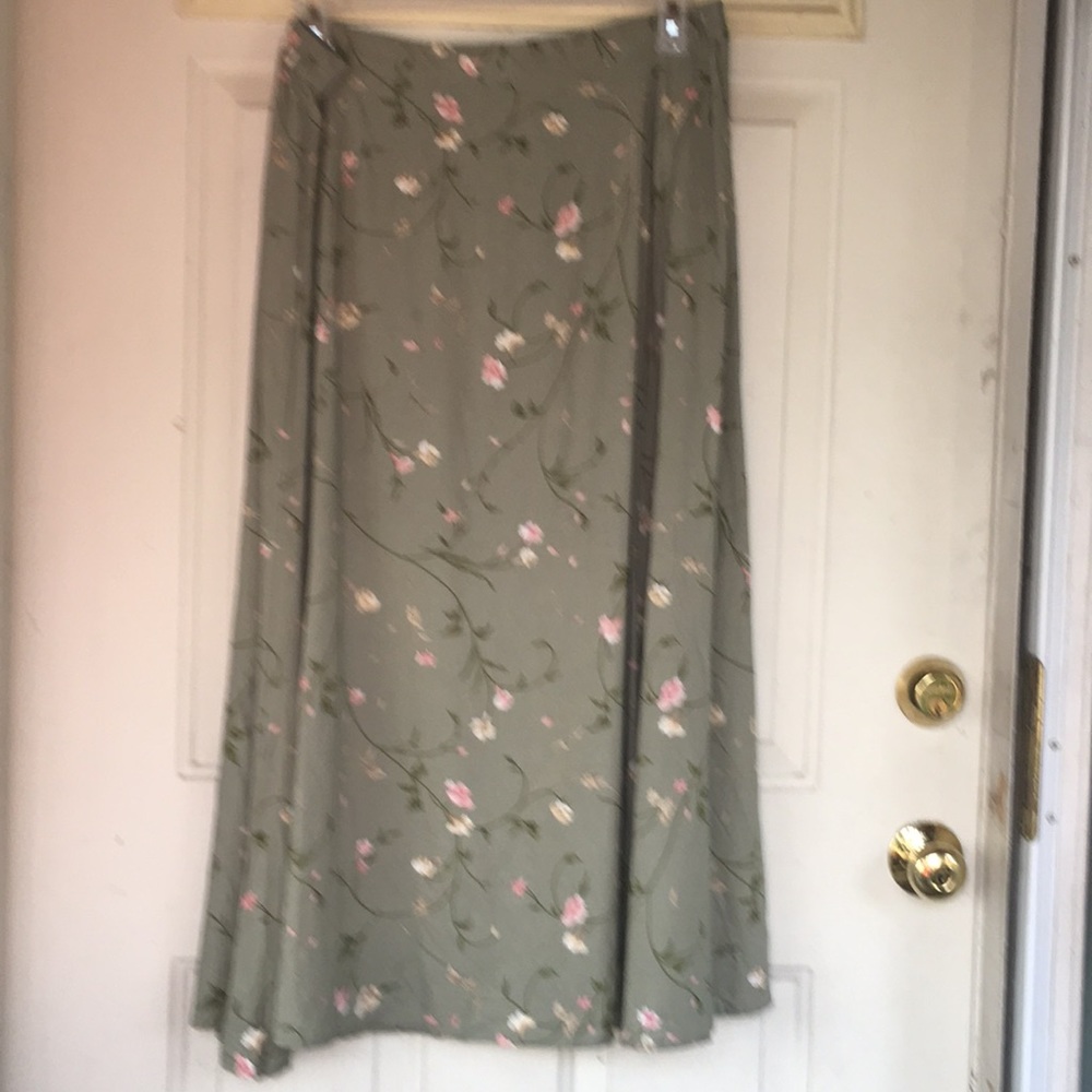 Gorgeous A-line skirt Jacque and Koko Green Skirt Pink/Yellow Floral Size 22/24